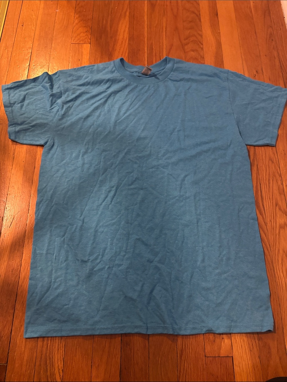 Gildan Men's Sky Blue Short Sleeve Crewneck Tee